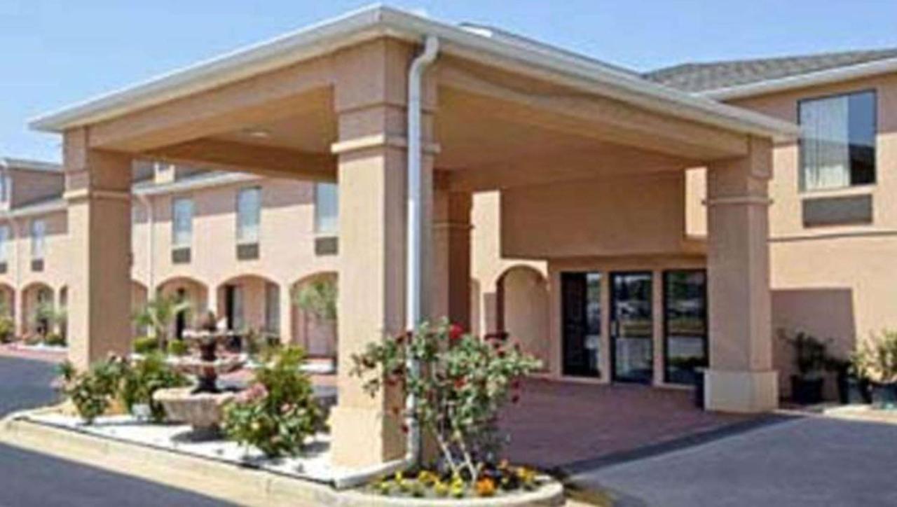 Gray Inn & Suites Экстерьер фото