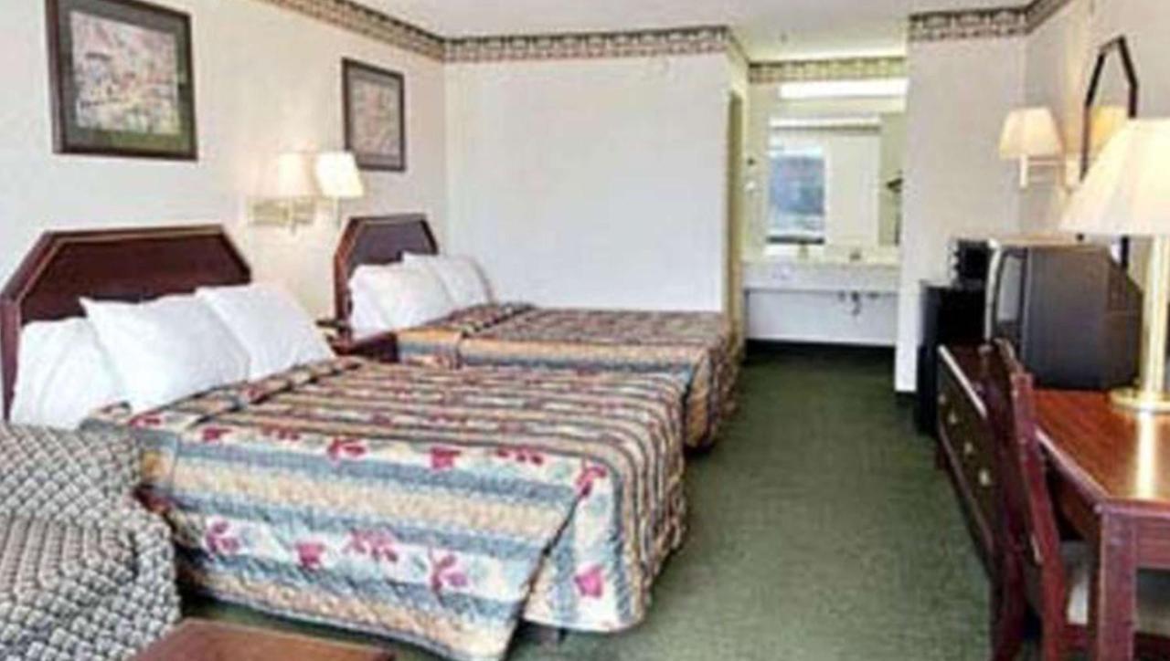 Gray Inn & Suites Экстерьер фото