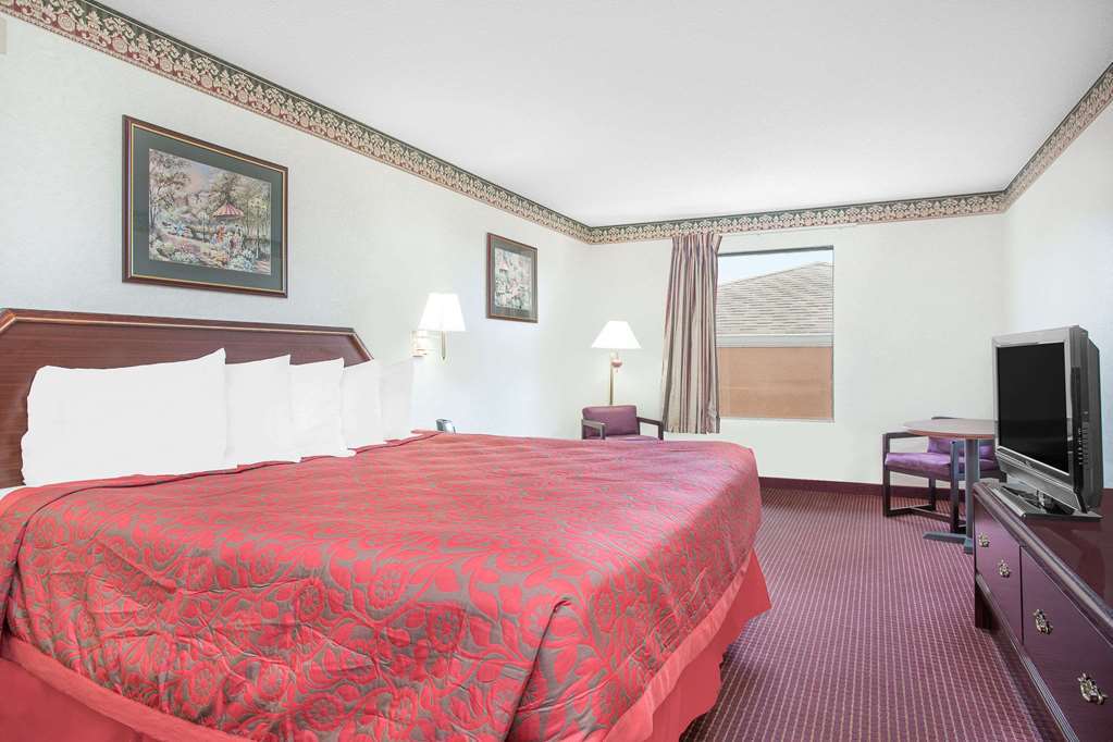 Gray Inn & Suites Экстерьер фото